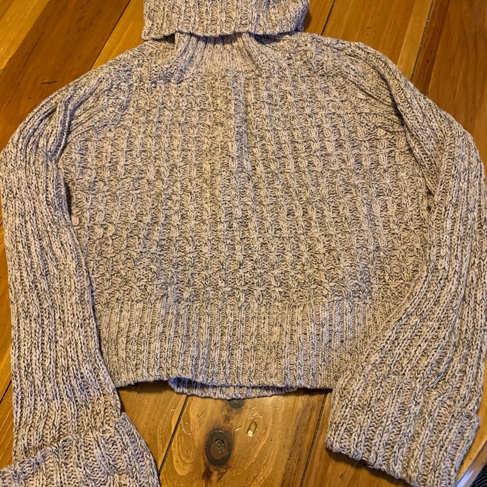 Free People Sweater Size Medium